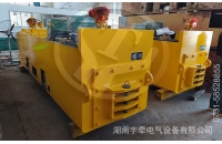 山西國(guó)外客戶定制的斬波調(diào)速CJY10噸架線式湘潭電機(jī)車發(fā)貨